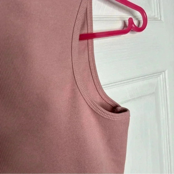 SWS Essentials Tank Top Cropped Ribbed Racerback Pink Size Medium - Picture 11 of 16